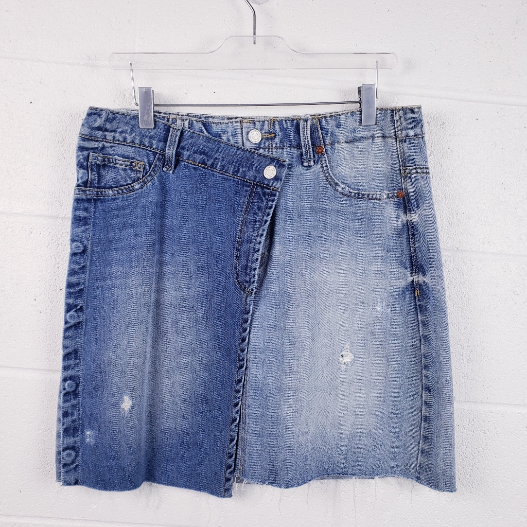 Habitual Reza High Rise Denim Crisscross Jean Miniskirt Size 28